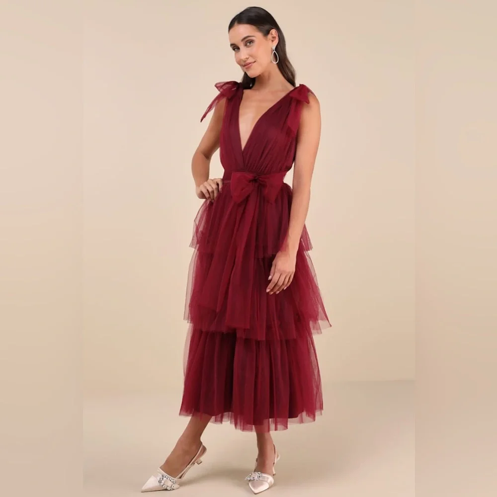 NWOT Lulu’s Flawless Arrival Burgundy Tulle Tiered Maxi Dress M $98 Medium - Picture 5 of 8